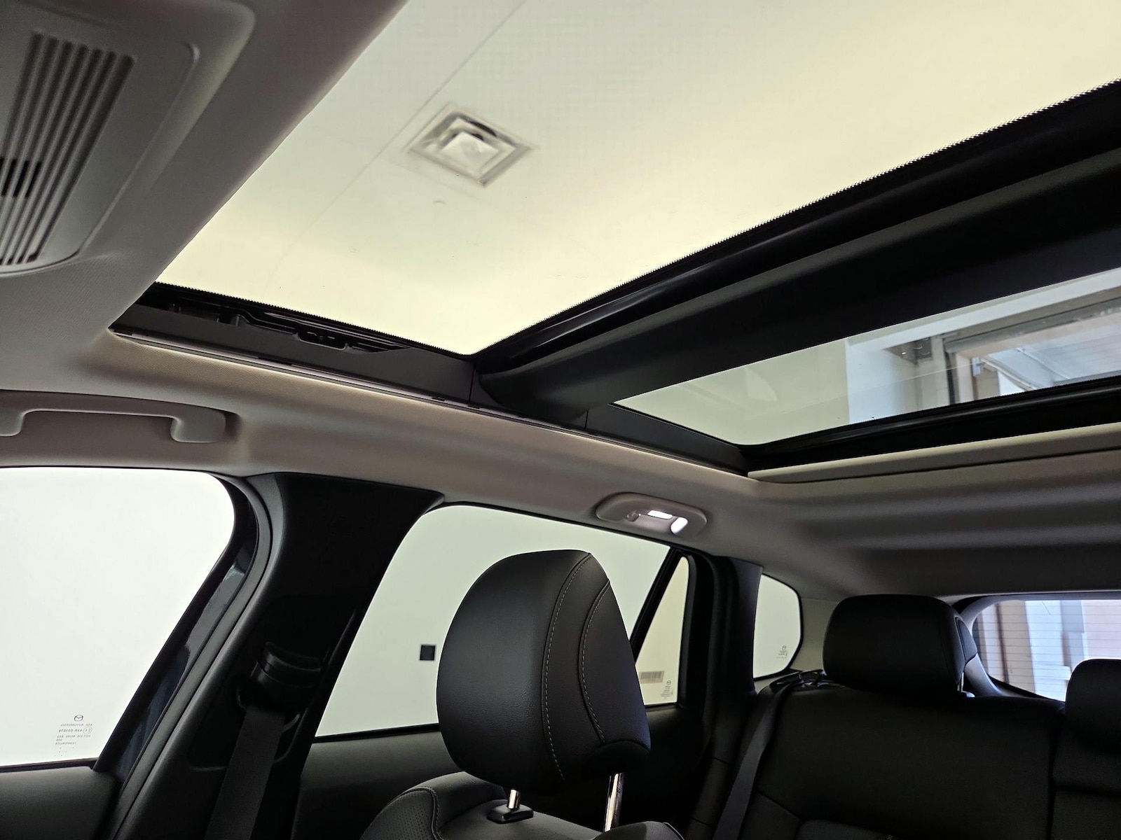 2025 Mazda CX-50 Premium - Photo 20