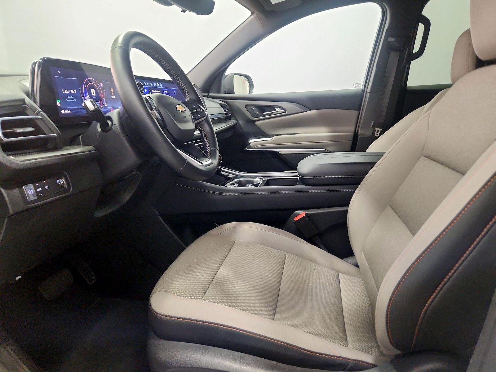 2026 Chevrolet Traverse LT - Photo 12