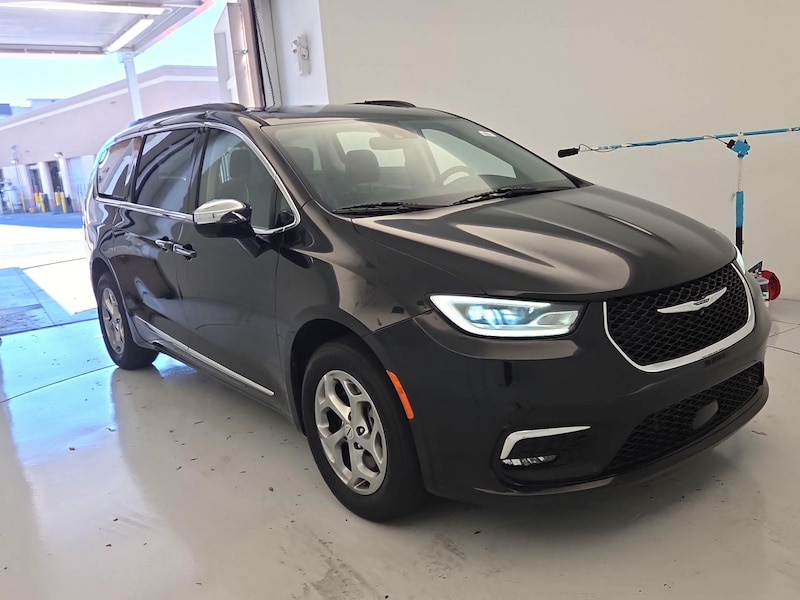 2023 Chrysler Pacifica Limited