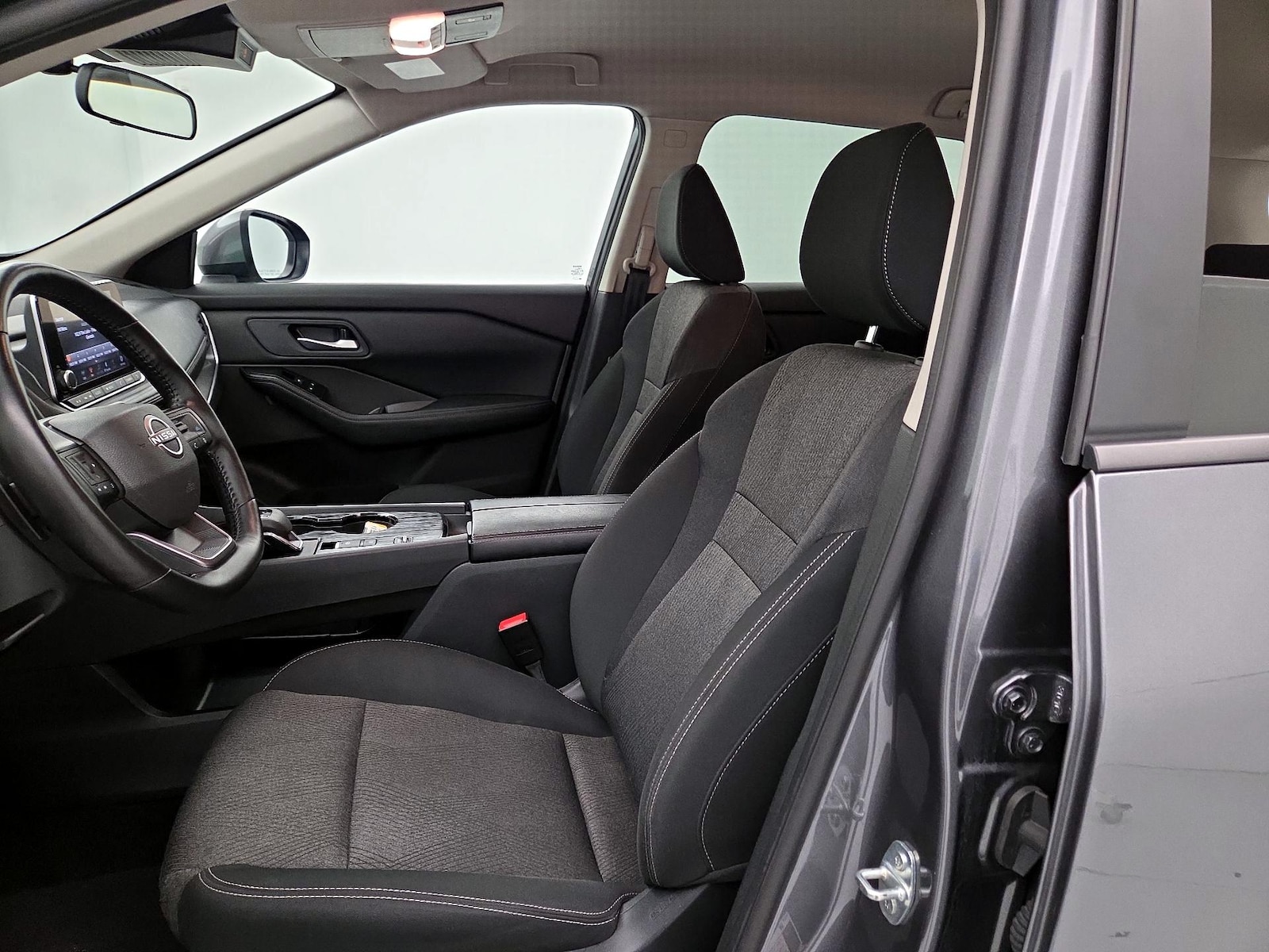 Power Seat(s) & Side Airbags