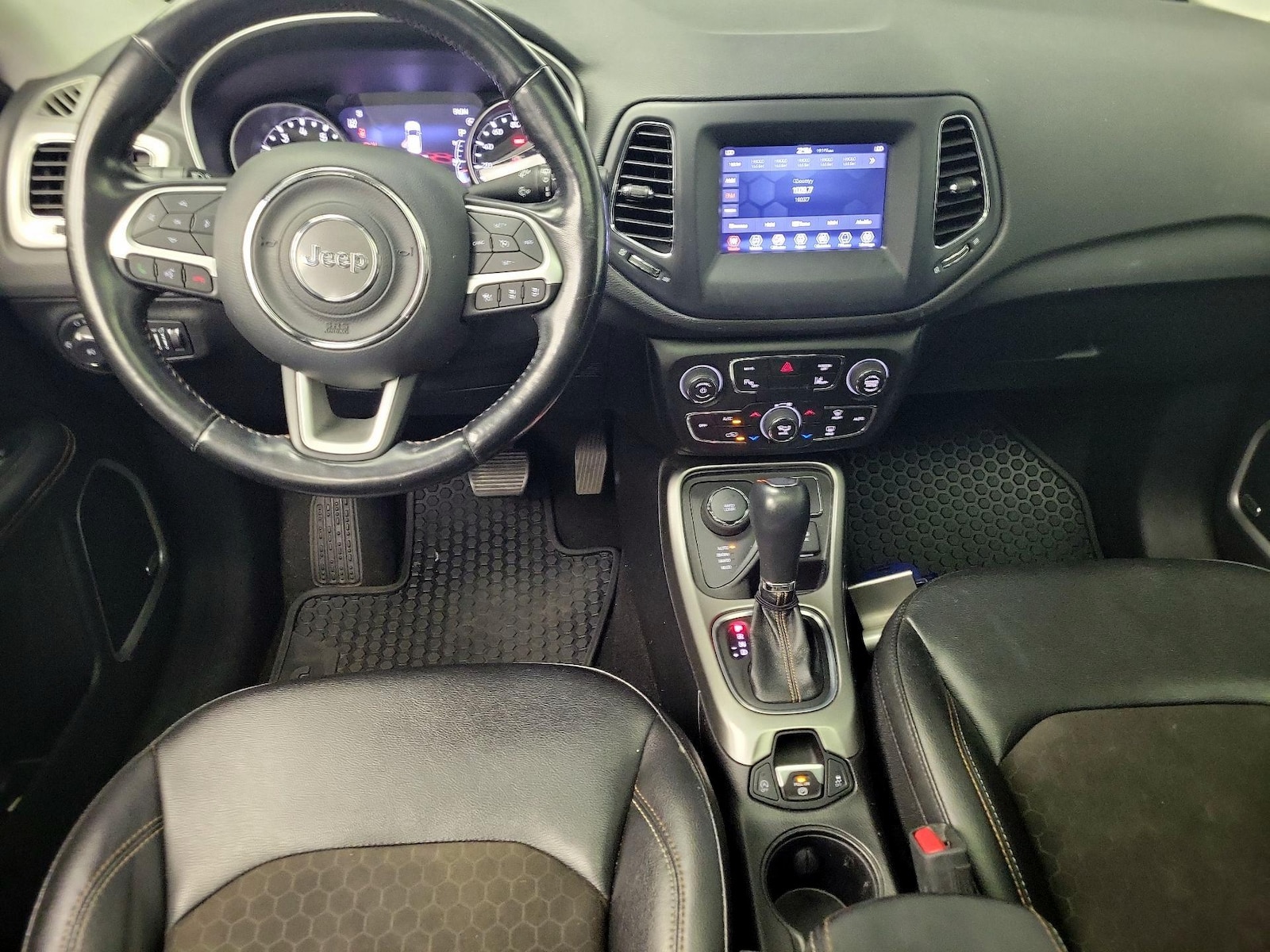 2021 Jeep Compass Latitude - Photo 10