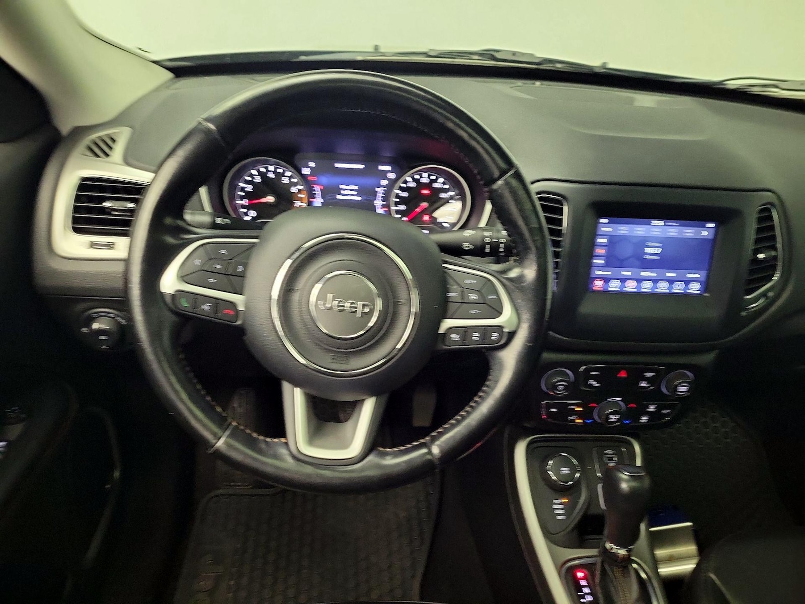 2021 Jeep Compass Latitude - Photo 11