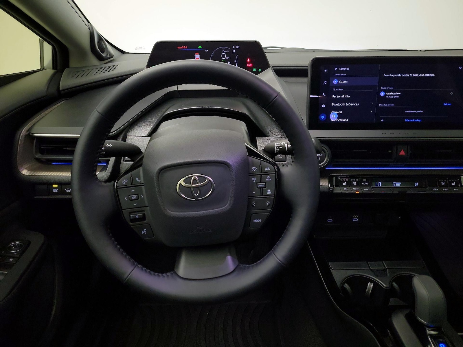 2024 Toyota Prius Limited - Photo 11