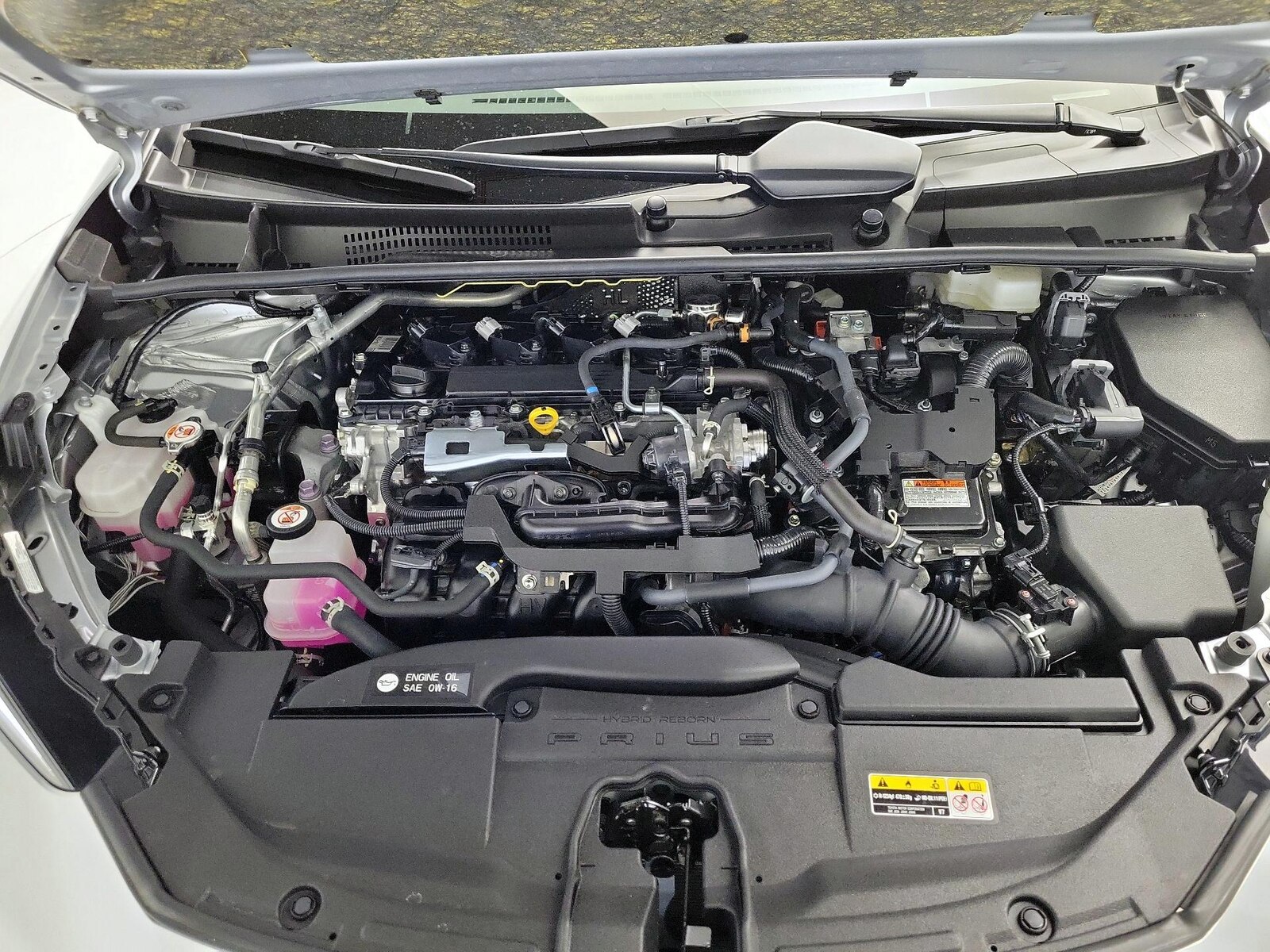 2024 Toyota Prius Limited - Photo 23