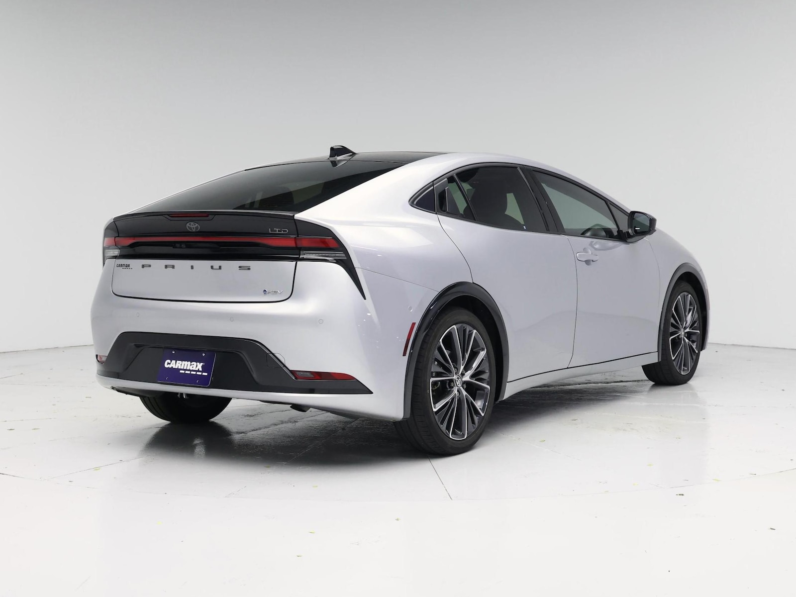 2024 Toyota Prius Limited - Photo 9