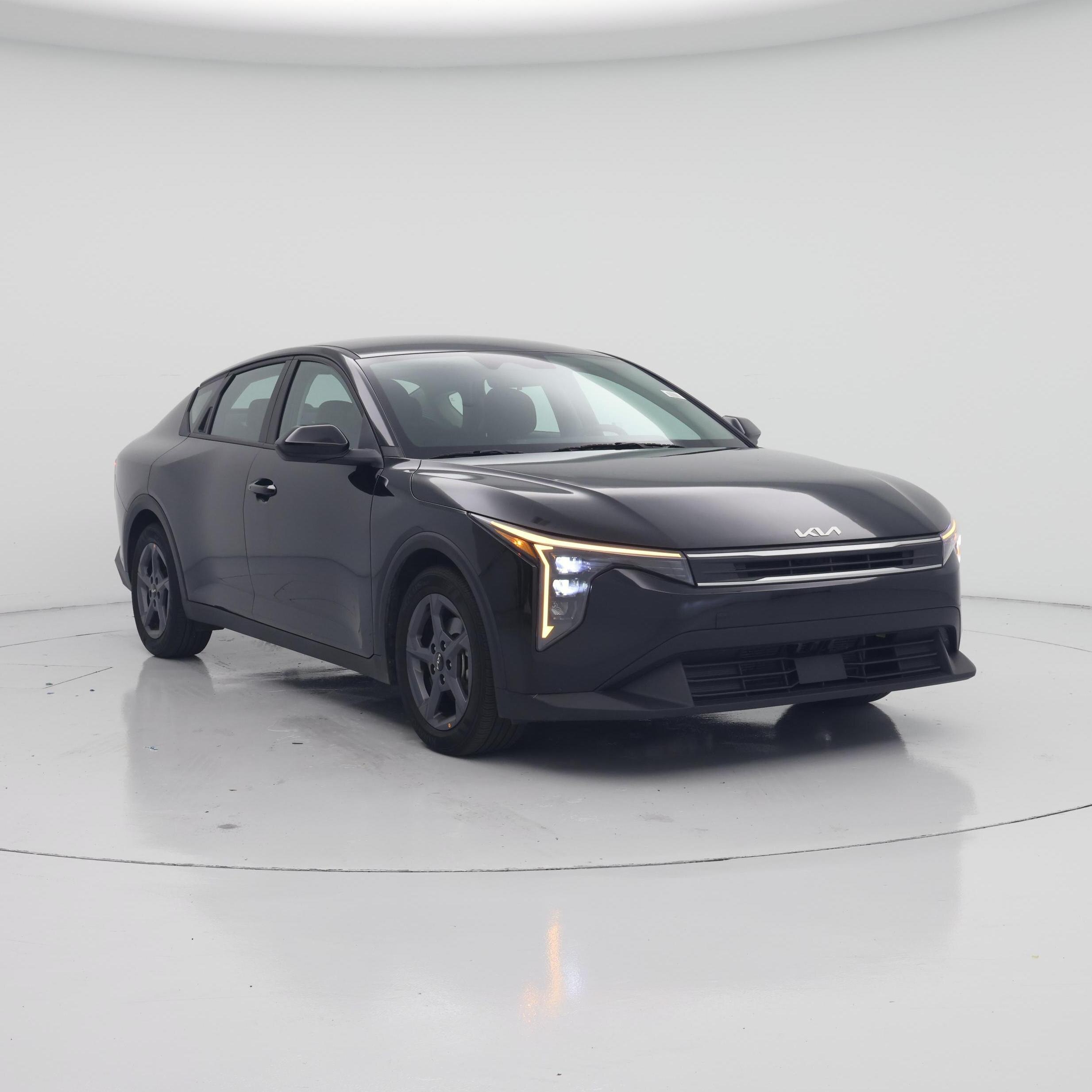 Black 2025 Kia K4 Sedan Front-Wheel Drive Automatic