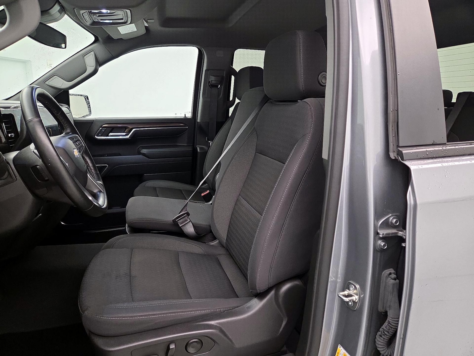 2024 Chevrolet Silverado 1500 LT - Photo 12