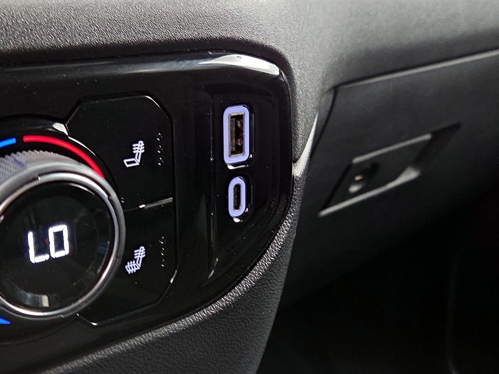 2024 Chevrolet Silverado 1500 LT - Photo 19