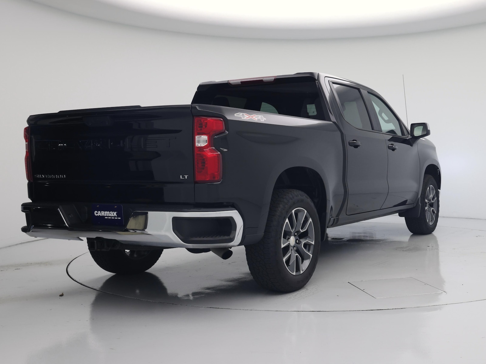 2023 Chevrolet Silverado 1500 LT - Photo 9