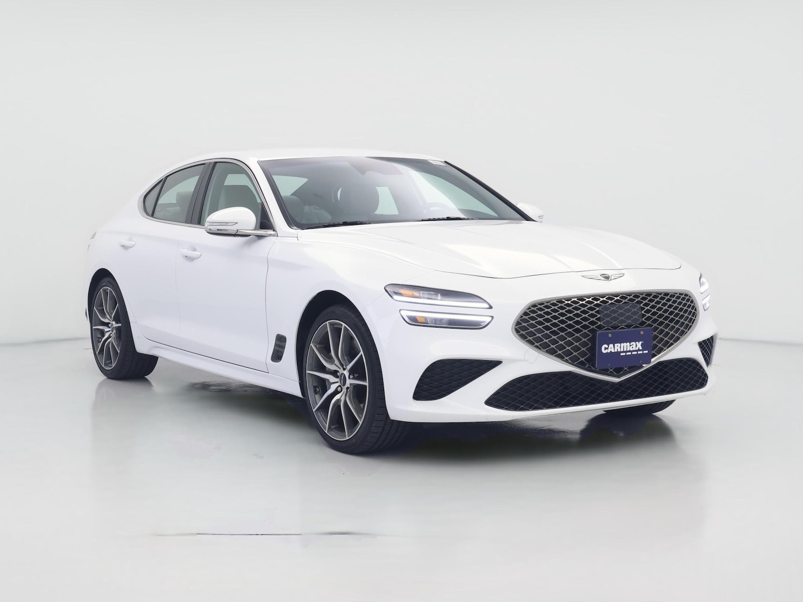 2025 GENESIS G70 Standard