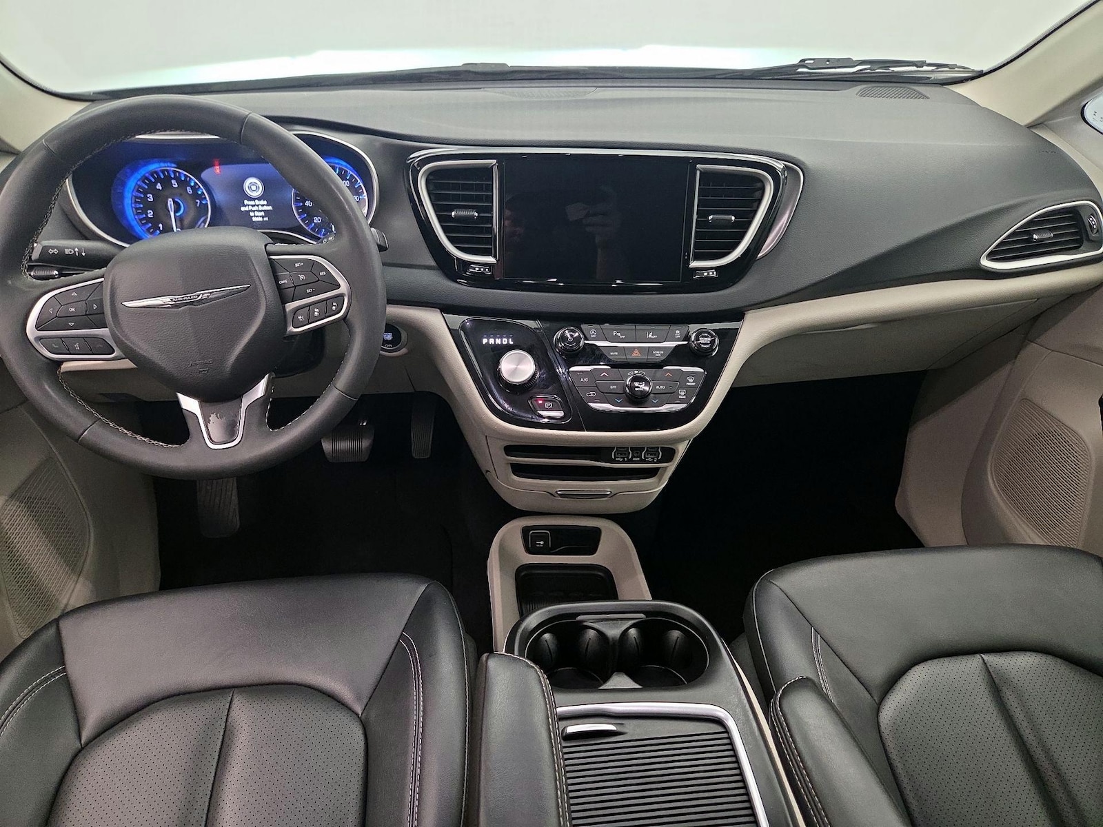 2024 Chrysler Pacifica Touring L - Photo 10