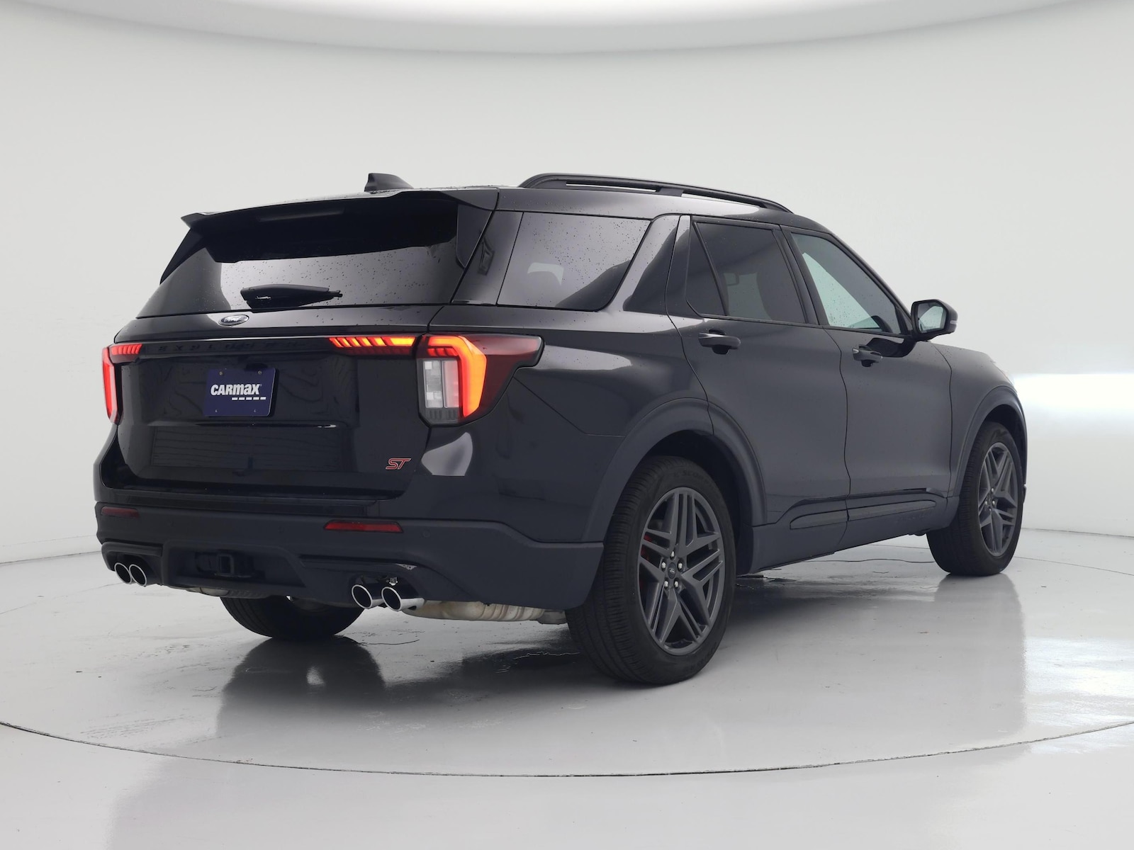 2025 Ford Explorer ST - Photo 9