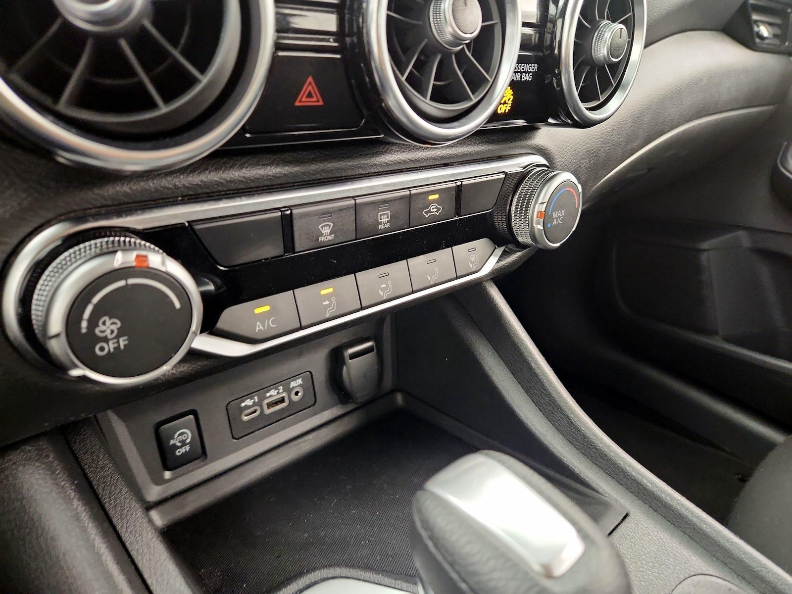2025 Nissan Sentra SV - Photo 17
