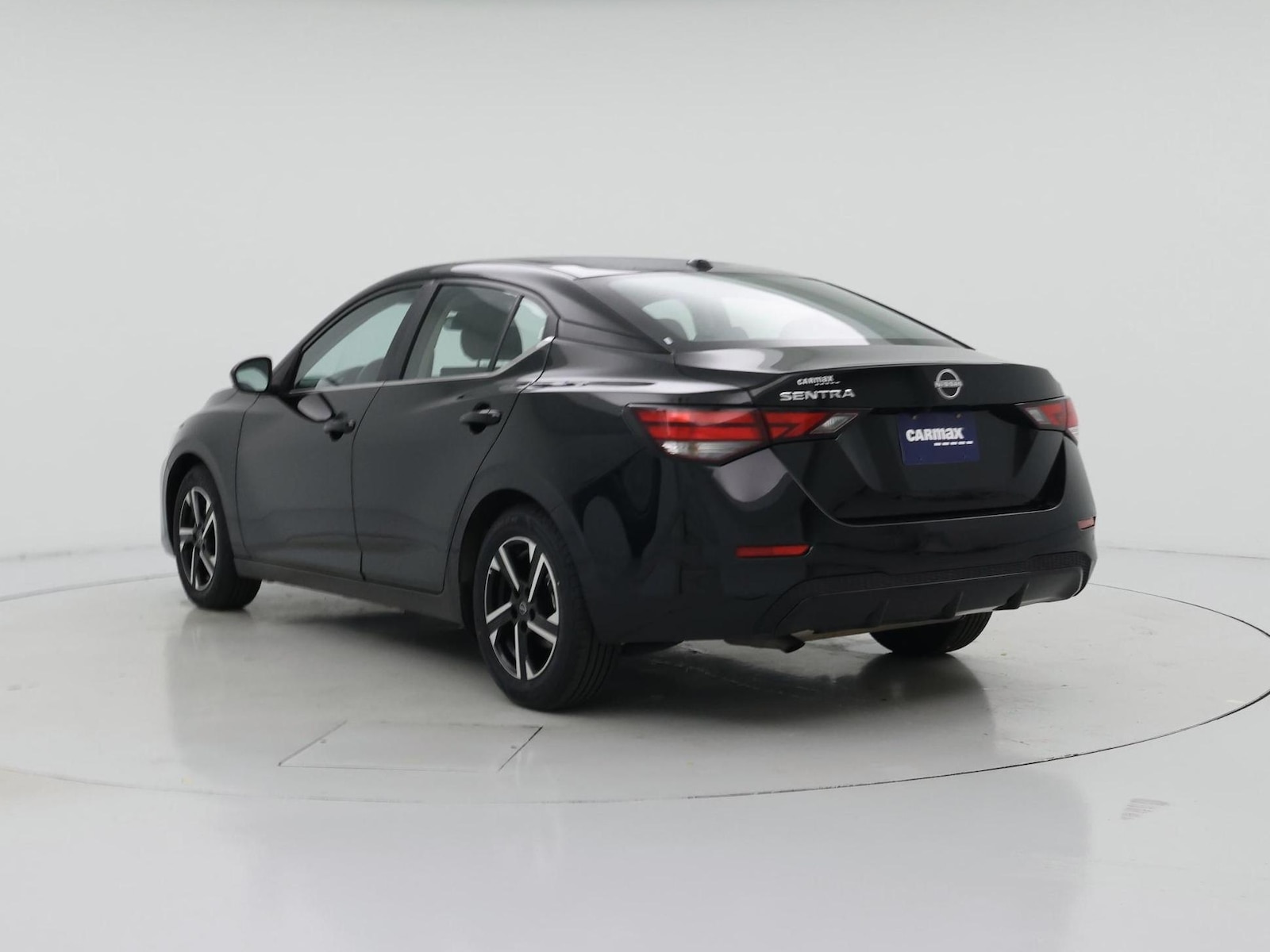 2025 Nissan Sentra SV - Photo 3