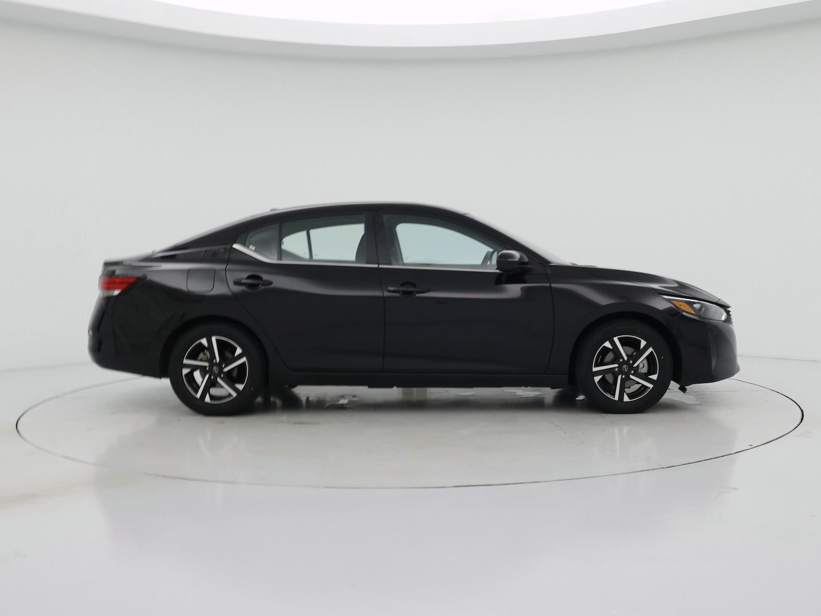 2025 Nissan Sentra SV - Photo 8