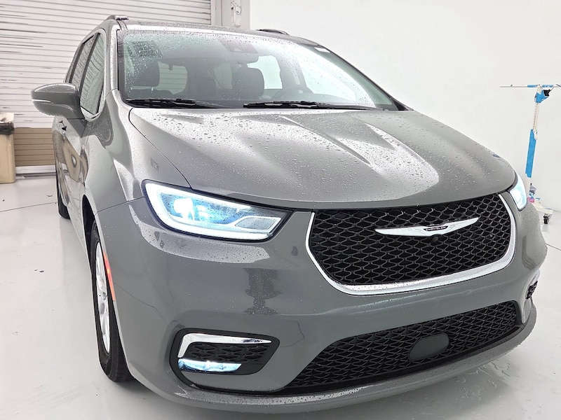 2022 Chrysler Pacifica Touring