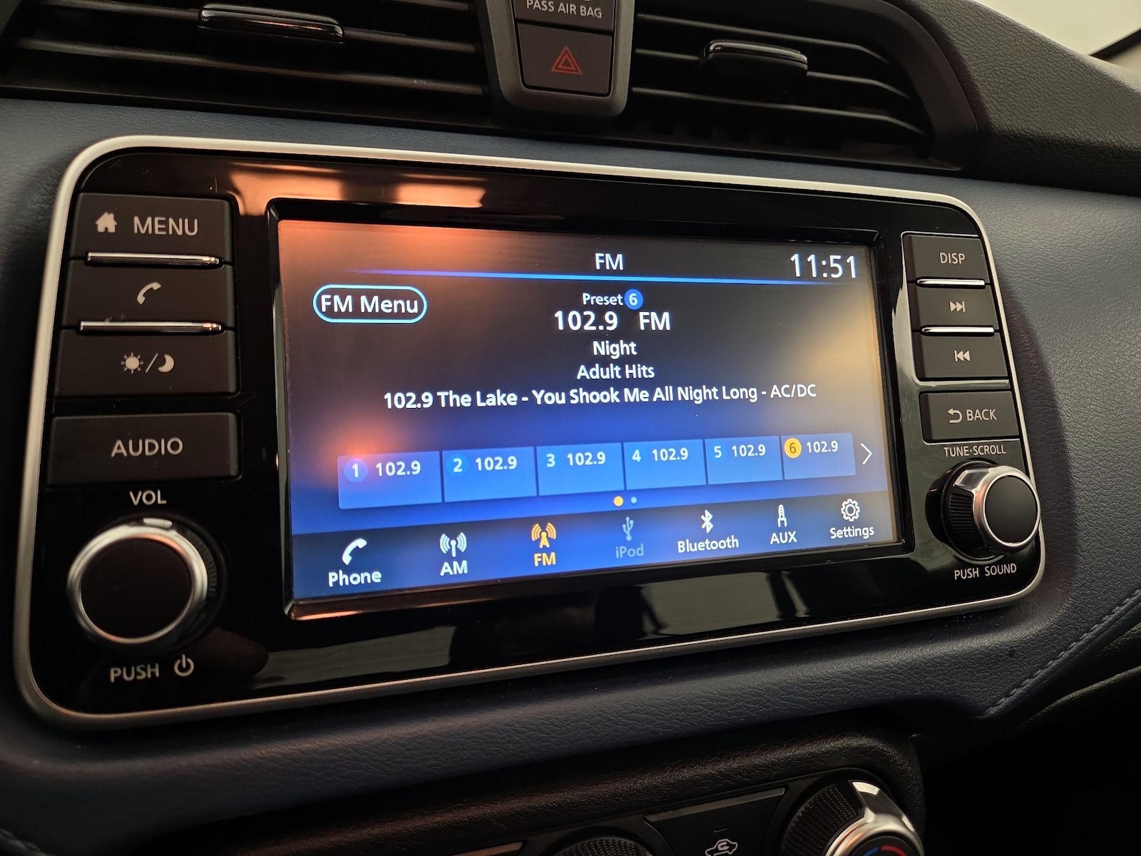 2025 Nissan Versa Sedan SV - Photo 13