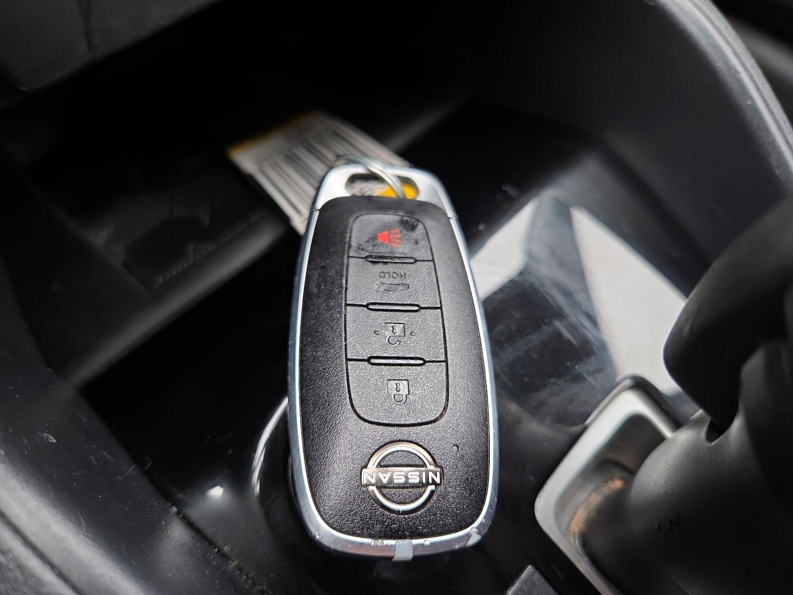 2025 Nissan Versa Sedan SV - Photo 20