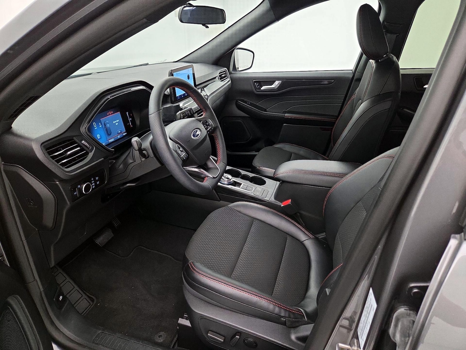 2025 Ford Escape ST-Line - Photo 10