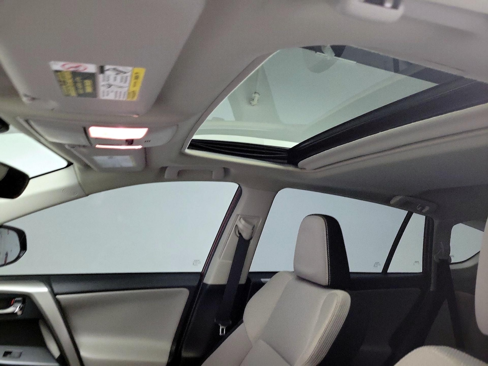 Sunroof(s) & Overhead Airbags