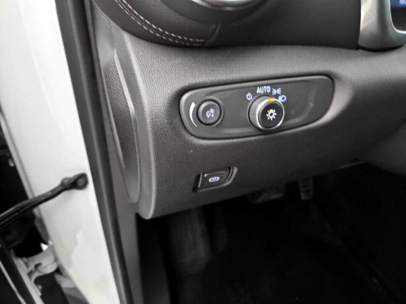 2024 Chevrolet Blazer 2LT - Photo 14
