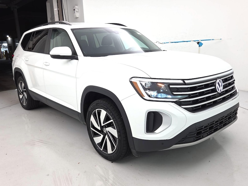 2025 Volkswagen Atlas SE w/Tech