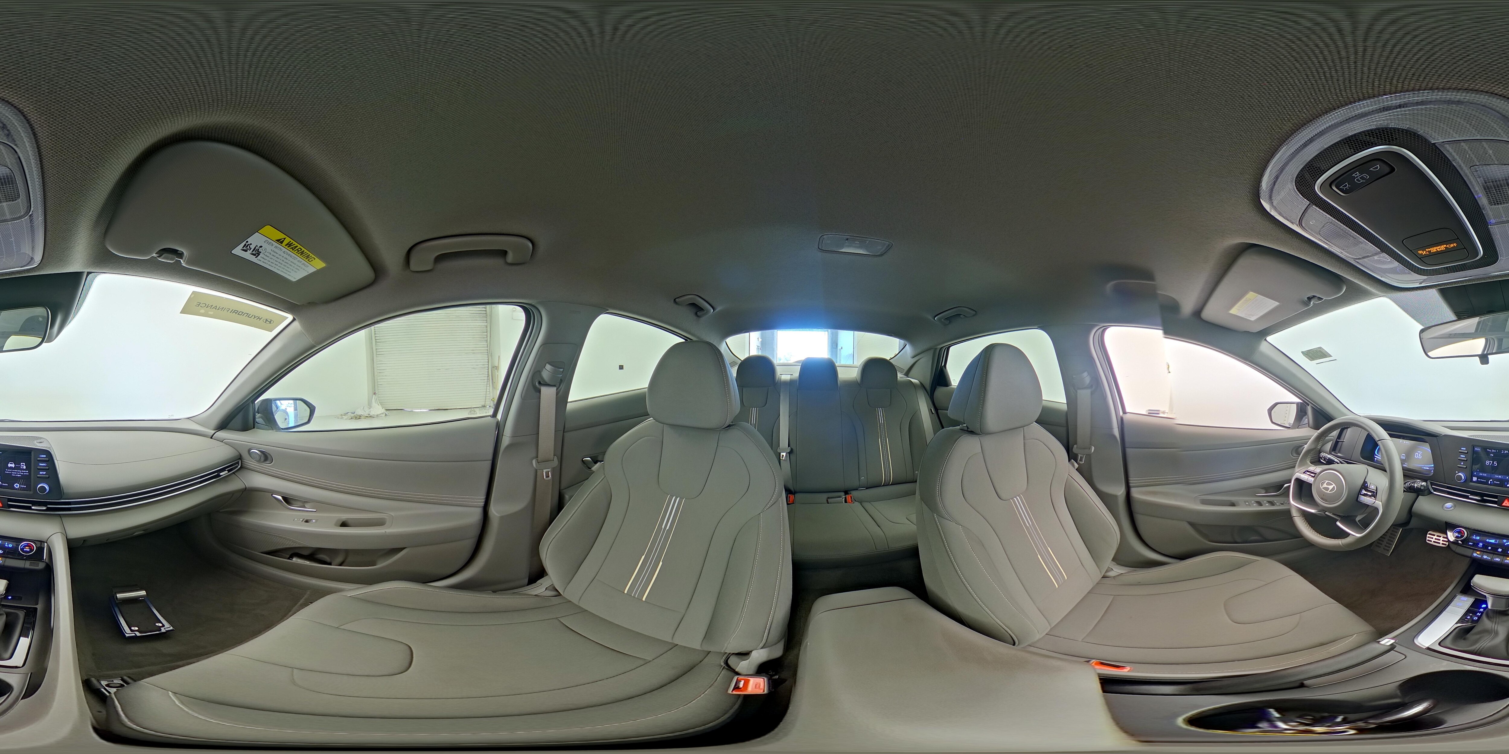 2025 Hyundai Elantra SEL - Photo 23