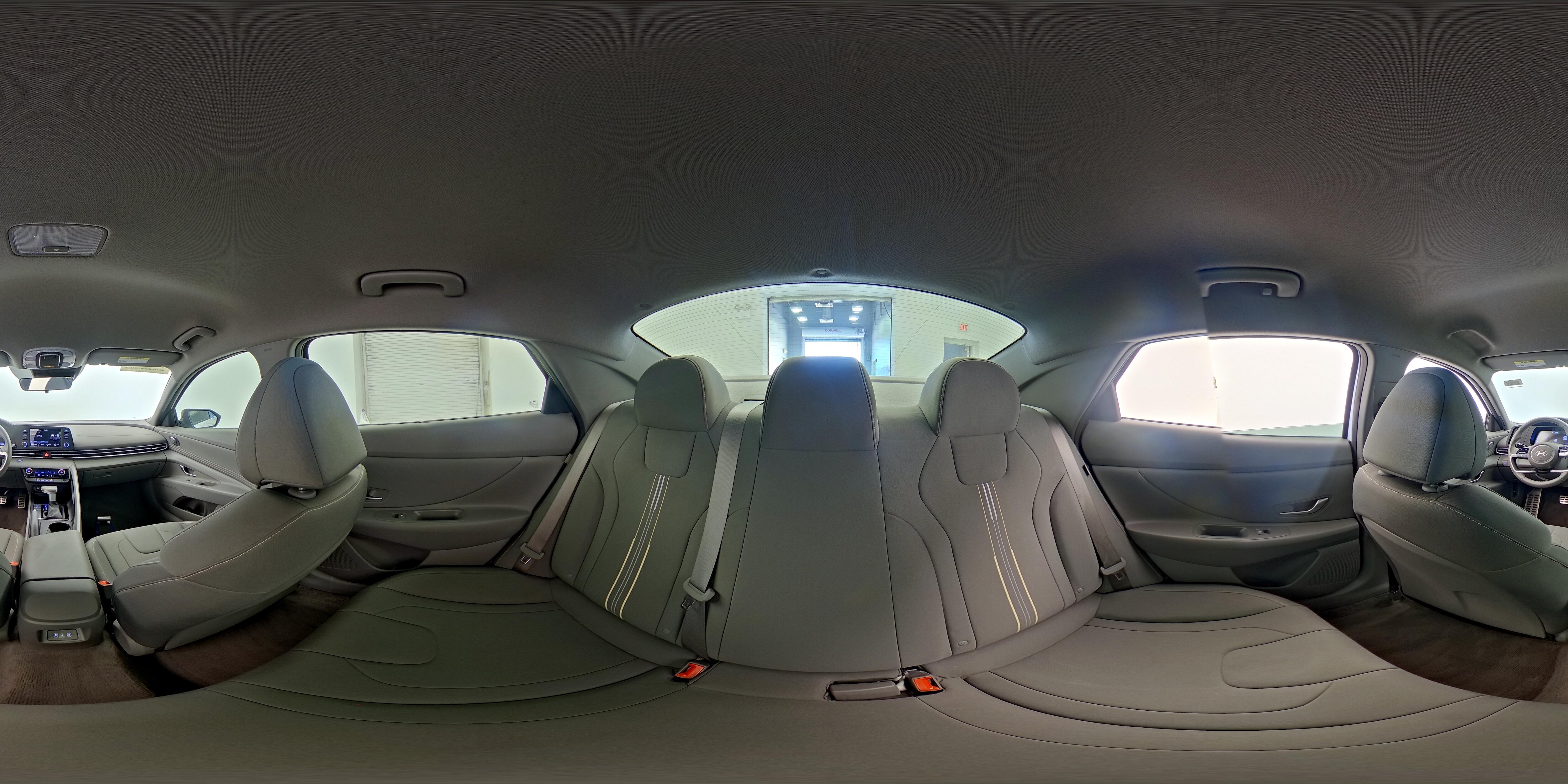 2025 Hyundai Elantra SEL - Photo 24