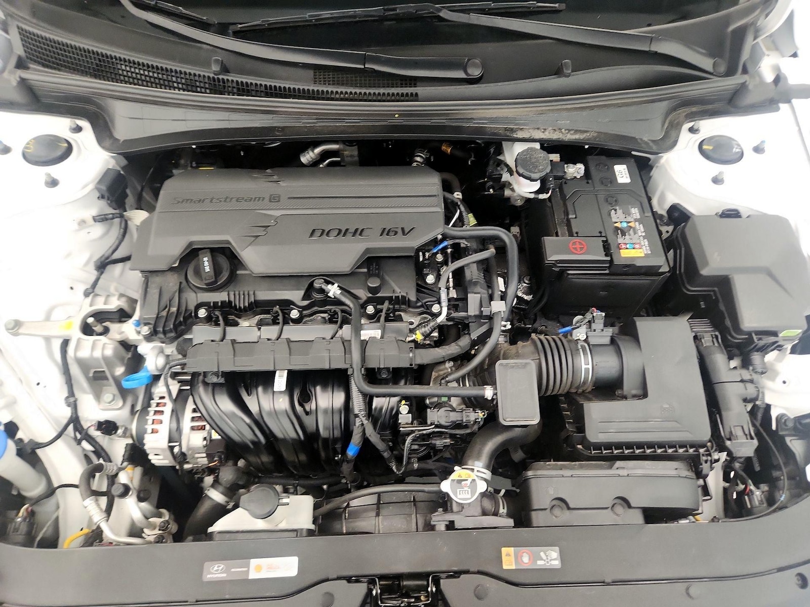 2025 Hyundai Elantra SEL - Photo 21