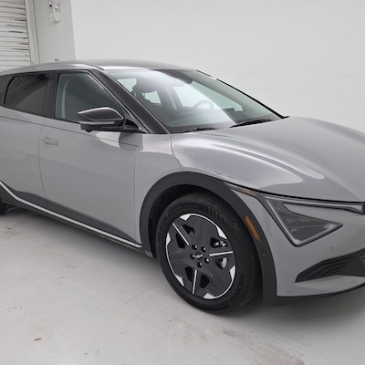 2025 Kia EV6 Light Long Range