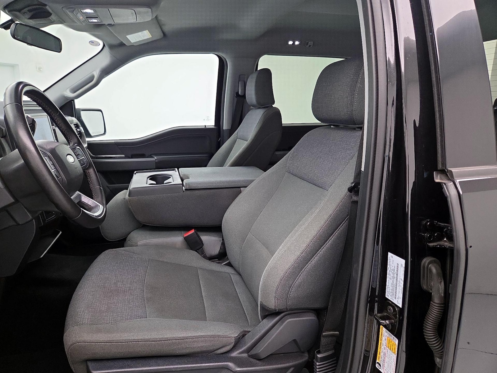 Power Seat(s) & Side Airbags