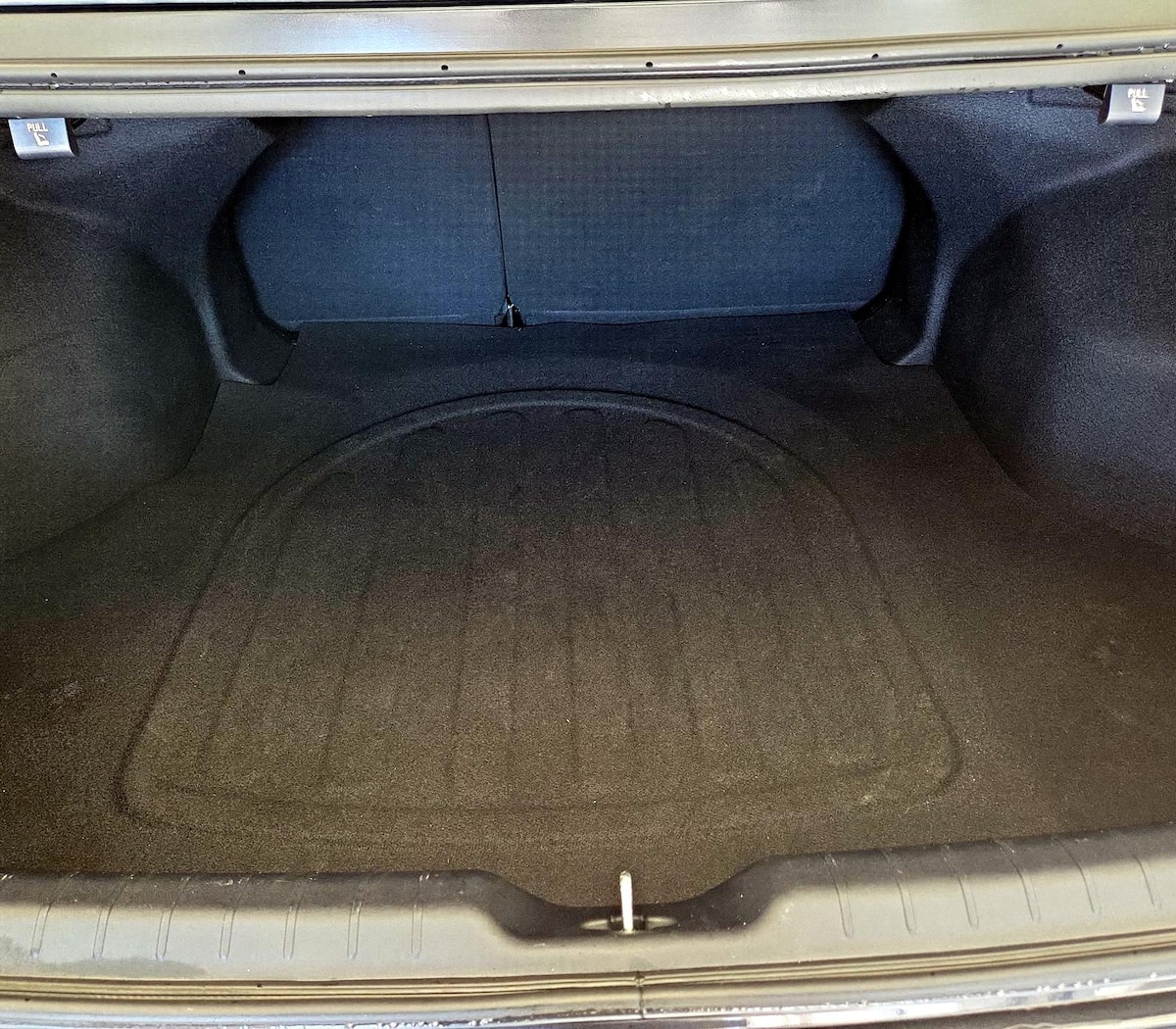 Trunk/Cargo (Seats Up)
