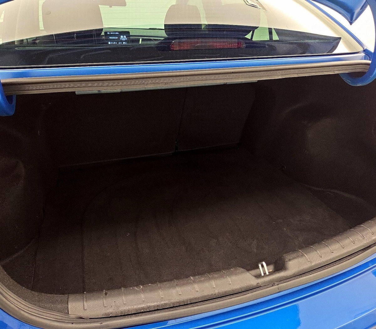 Trunk/Cargo (Seats Up)