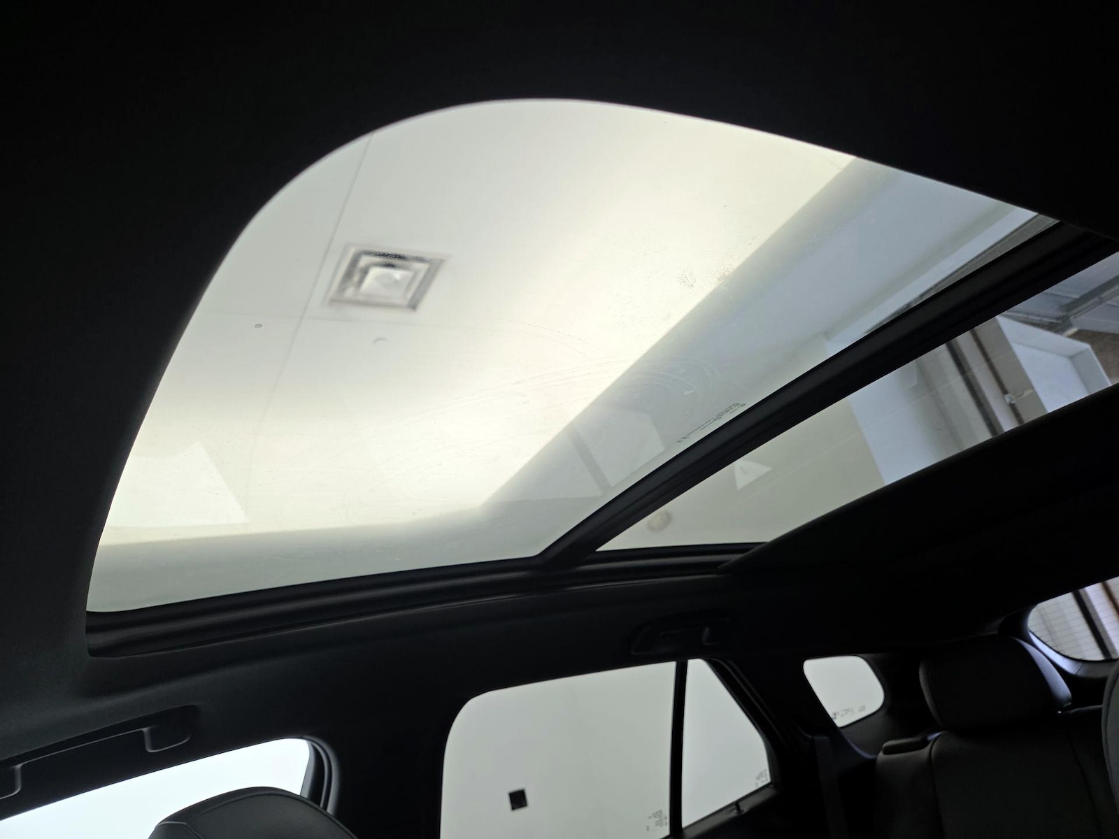 Panoramic Sunroof