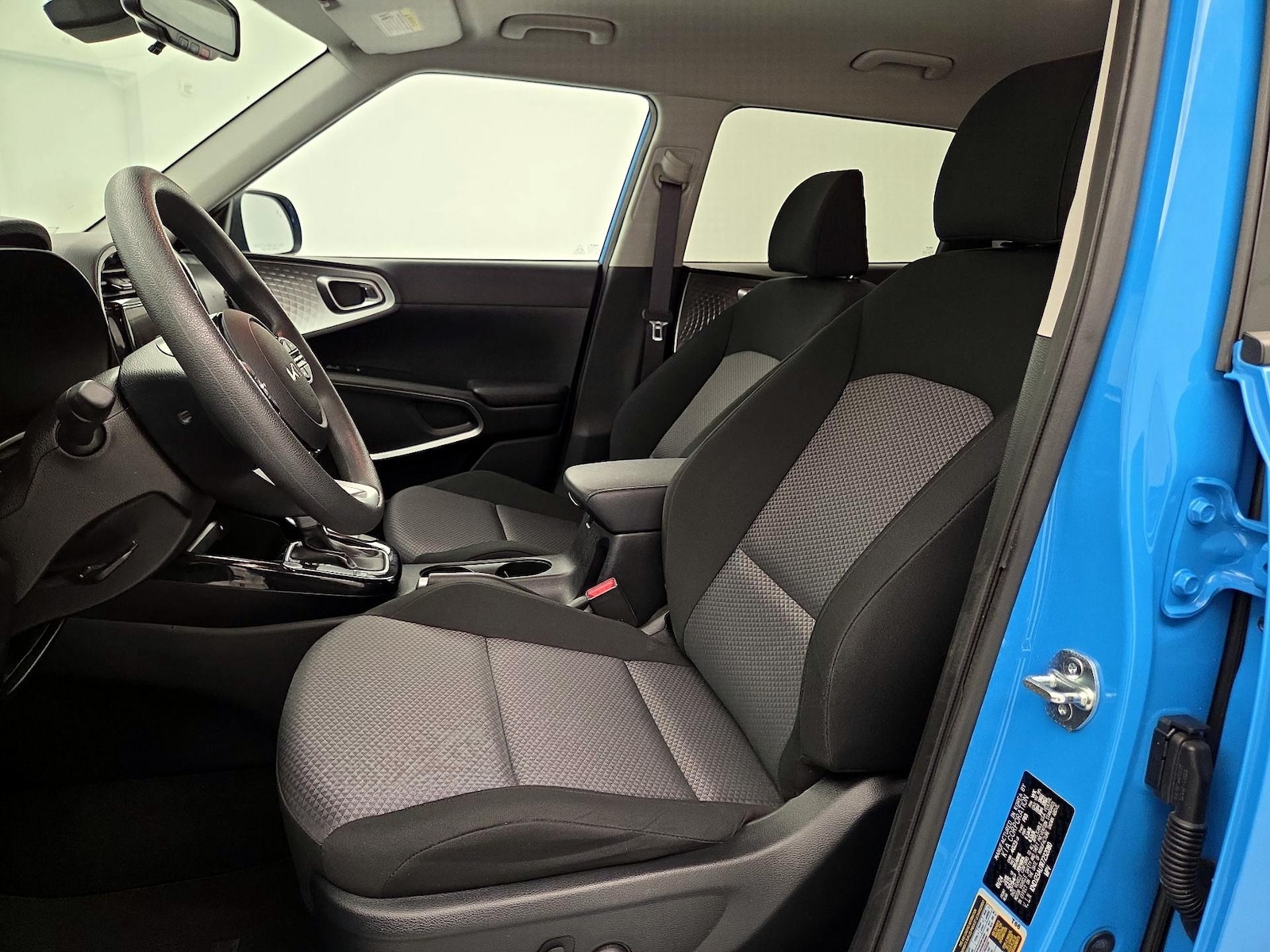 Power Seat(s) & Side Airbags