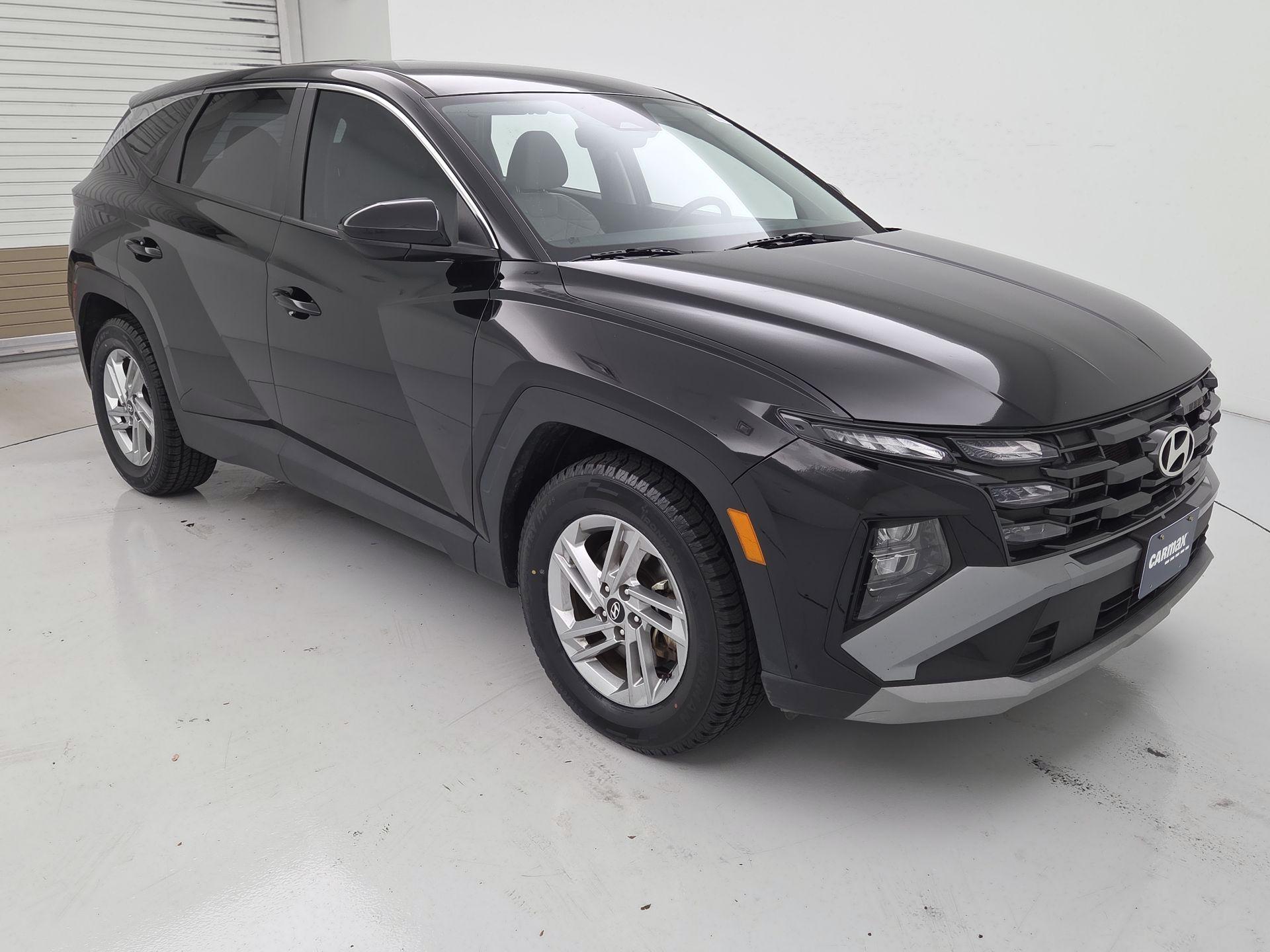 Black 2025 Hyundai Tucson SUV / Crossover Front-Wheel Drive Automatic