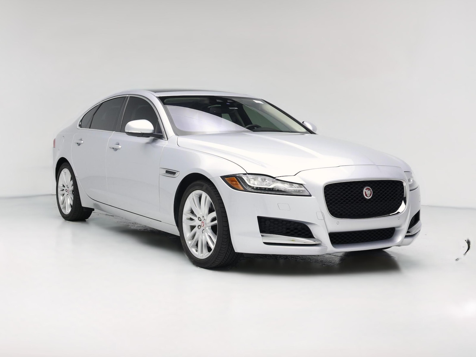 2018 Jaguar XF Prestige
