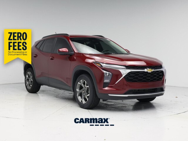 Red 2025 Chevrolet Trax SUV / Crossover Front-Wheel Drive Automatic