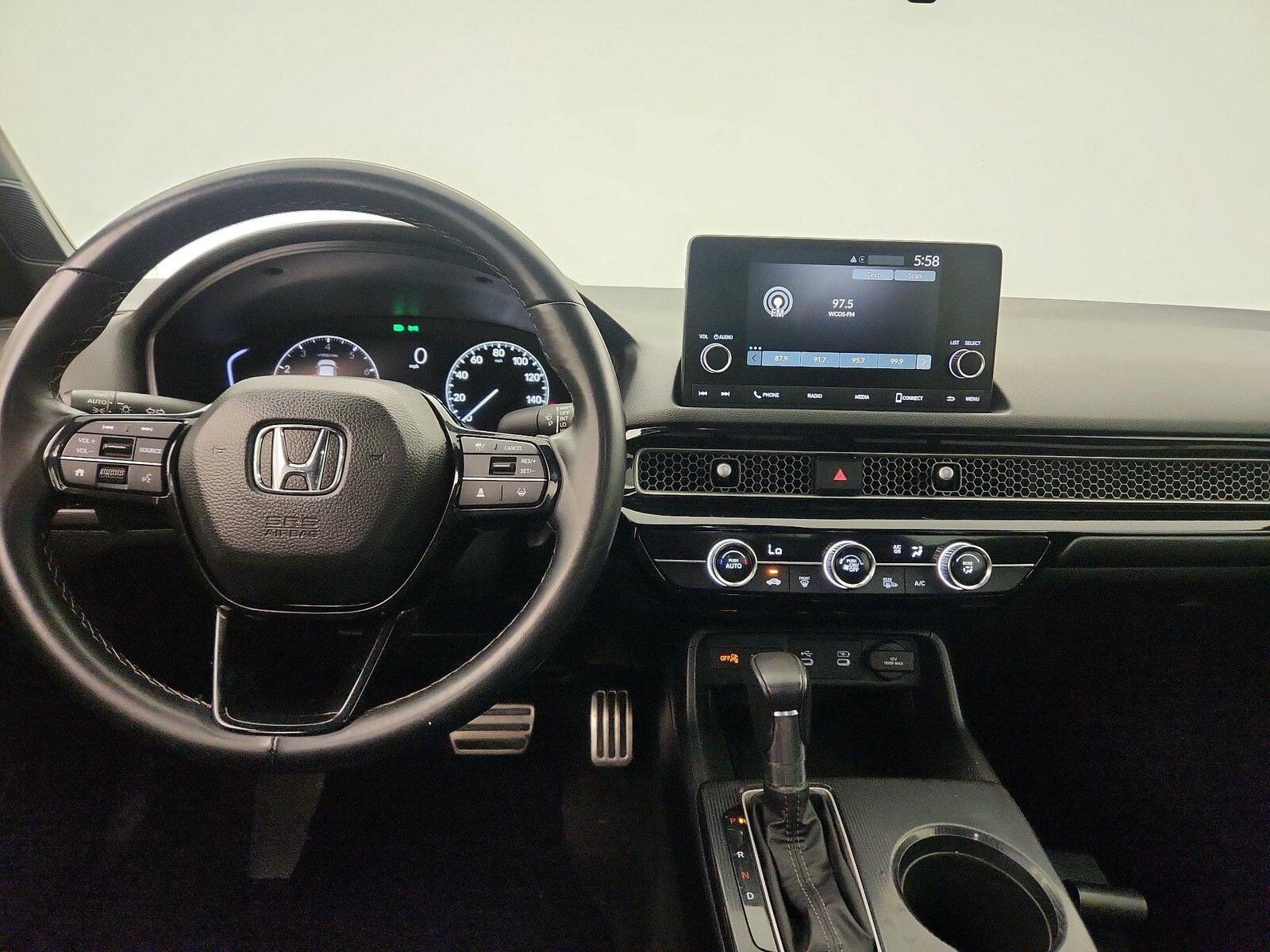 Apple CarPlay® & Android Auto™
