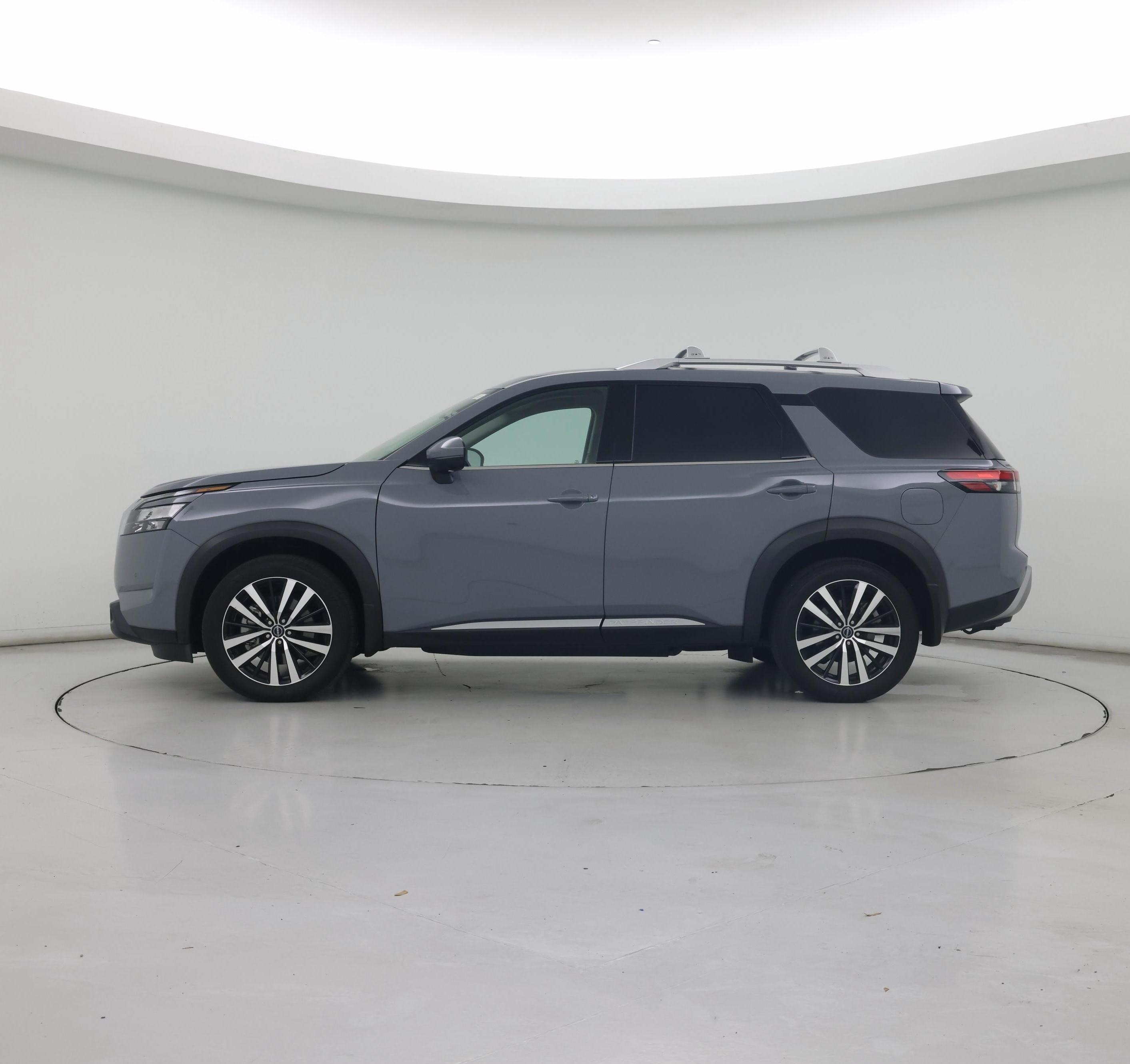 Thumbnail: 2025 Nissan Pathfinder - 3
