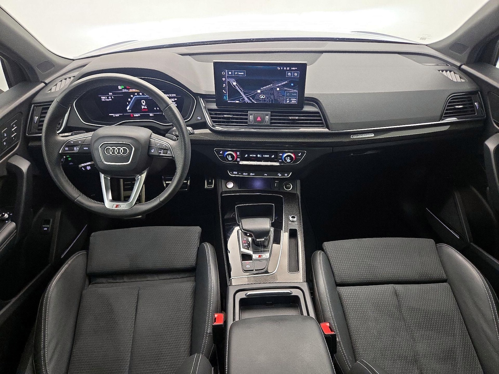 Apple CarPlay® & Android Auto™
