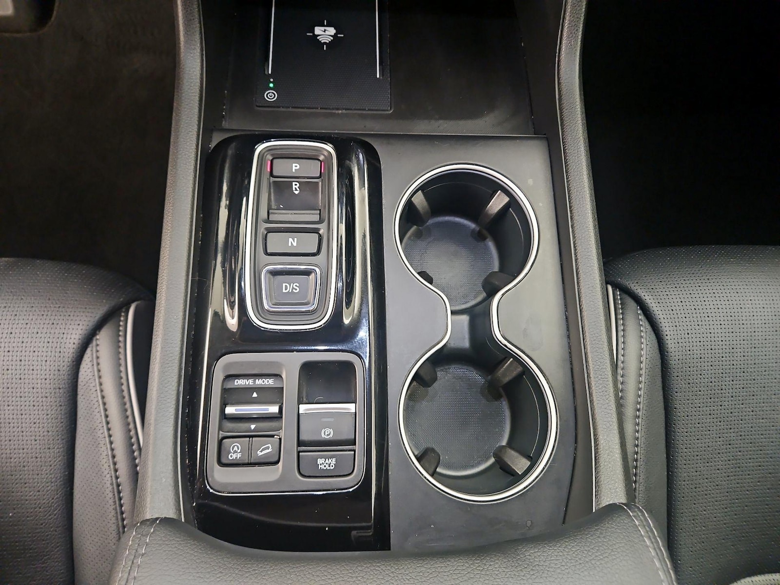 2024 Honda Pilot Elite - Photo 19