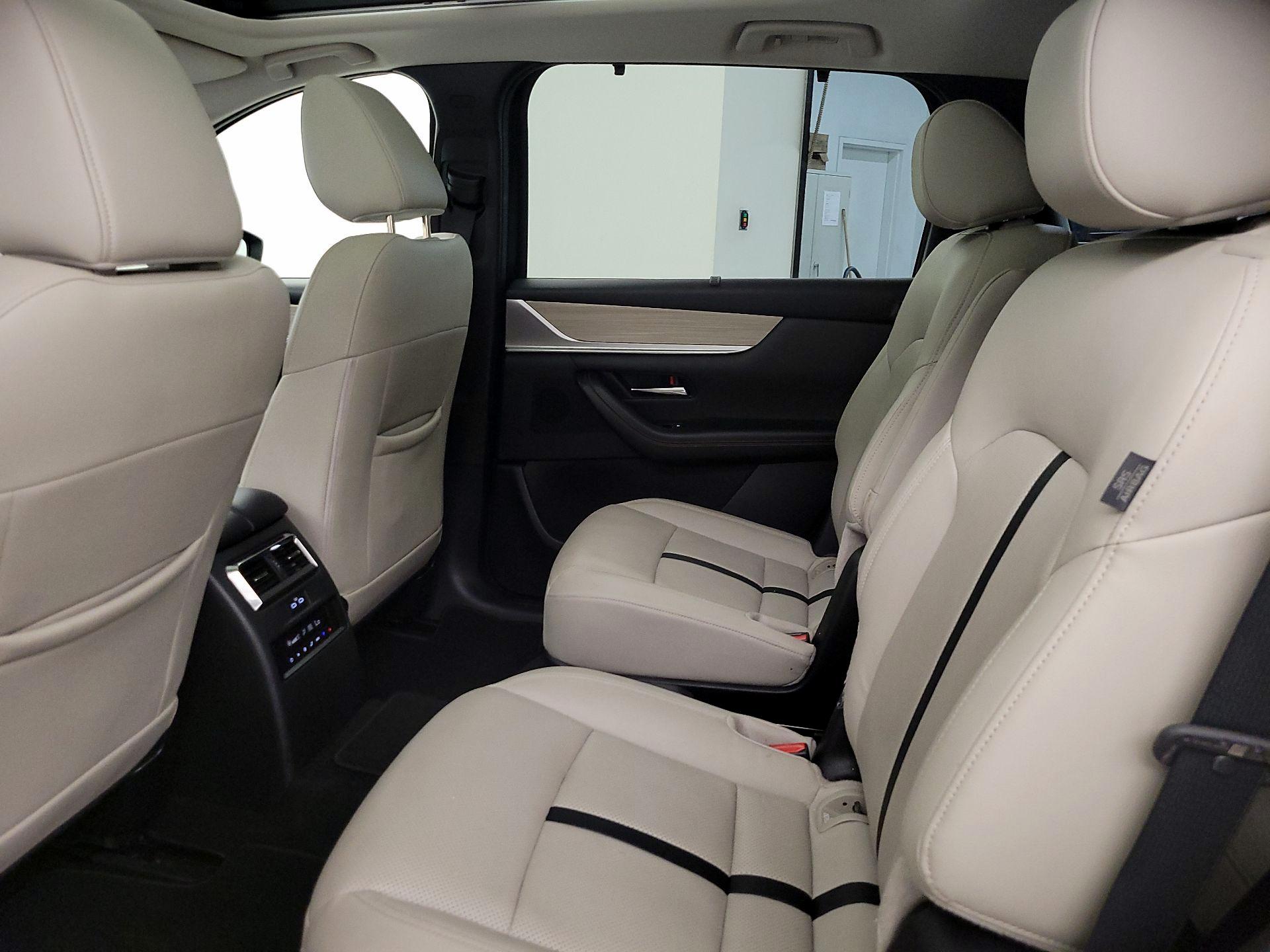 Thumbnail: 2024 Mazda CX-90 - 20