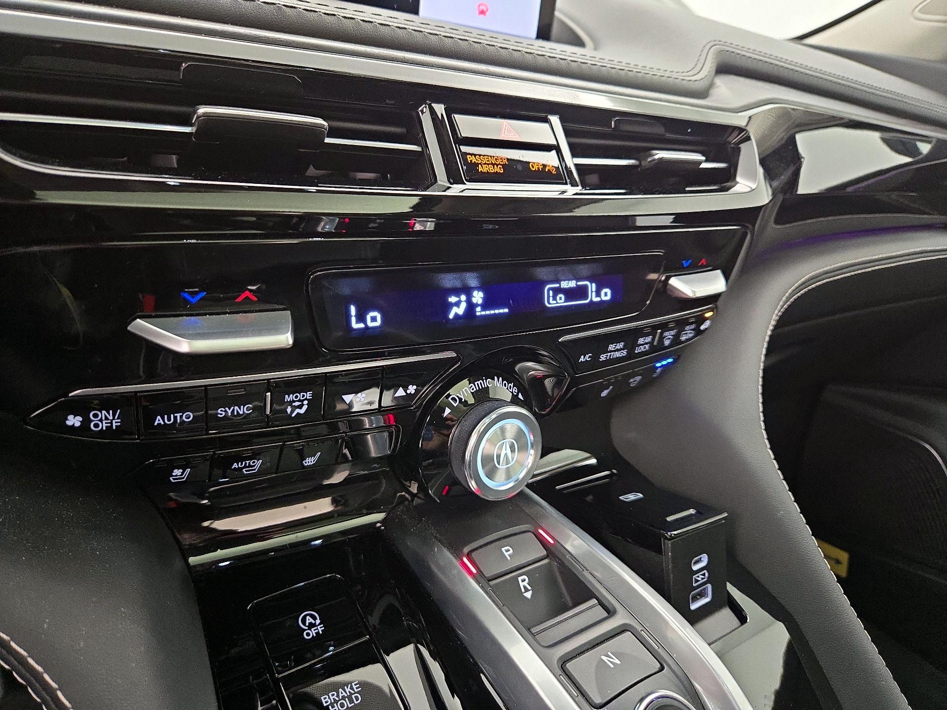 Thumbnail: 2024 Acura MDX - 17