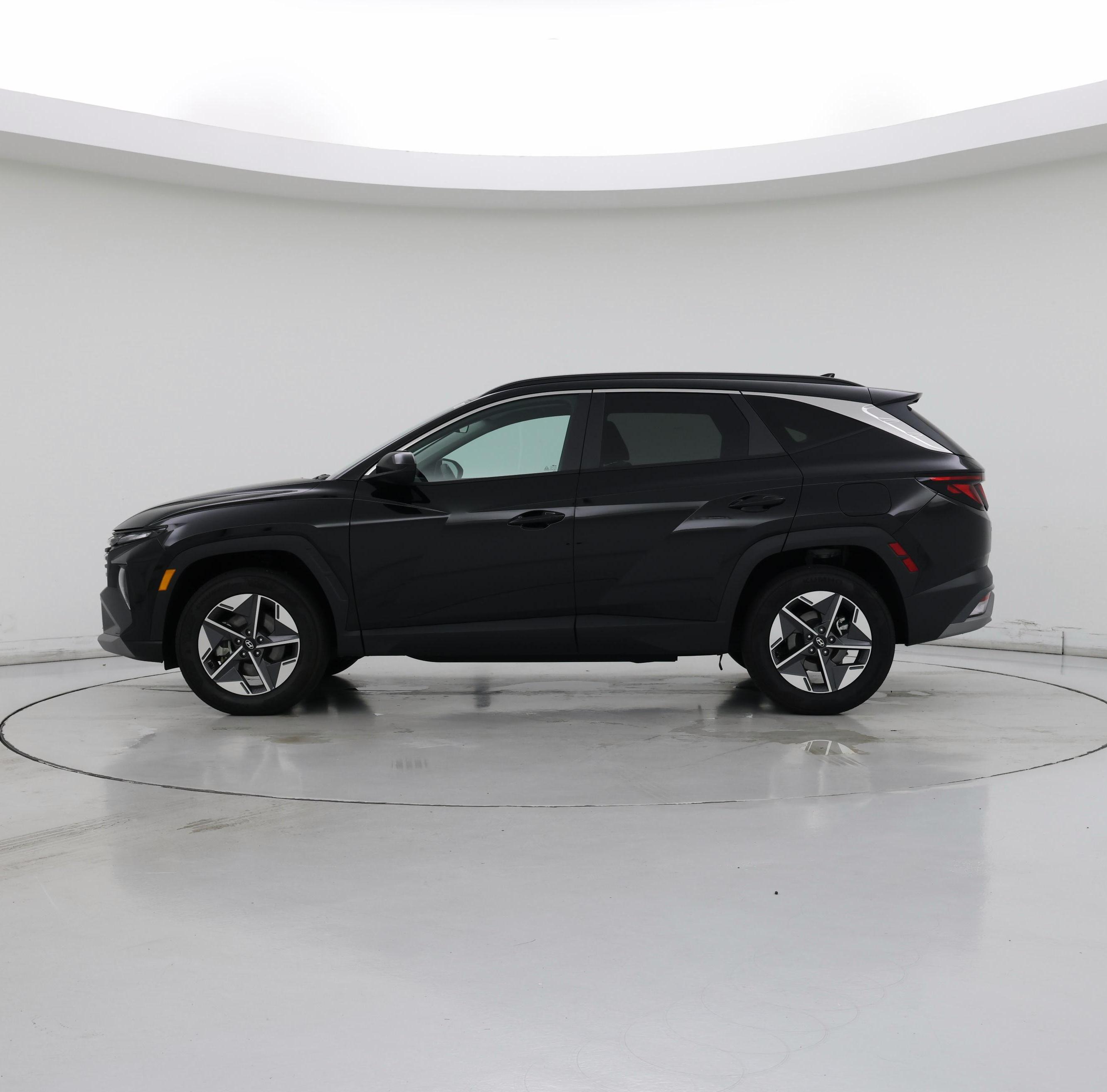Thumbnail: 2026 Hyundai Tucson - 3