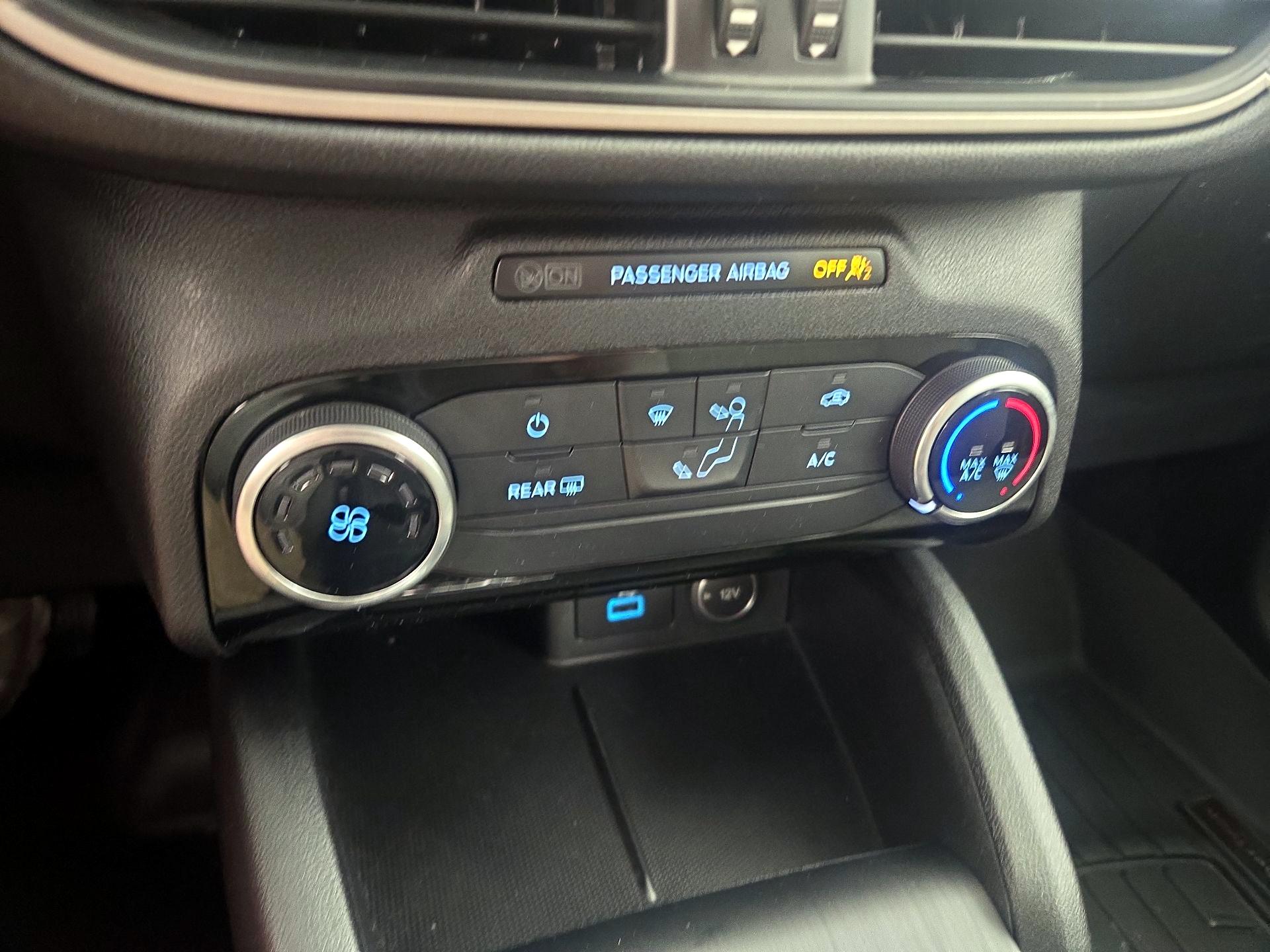Thumbnail: 2021 Ford Escape - 16