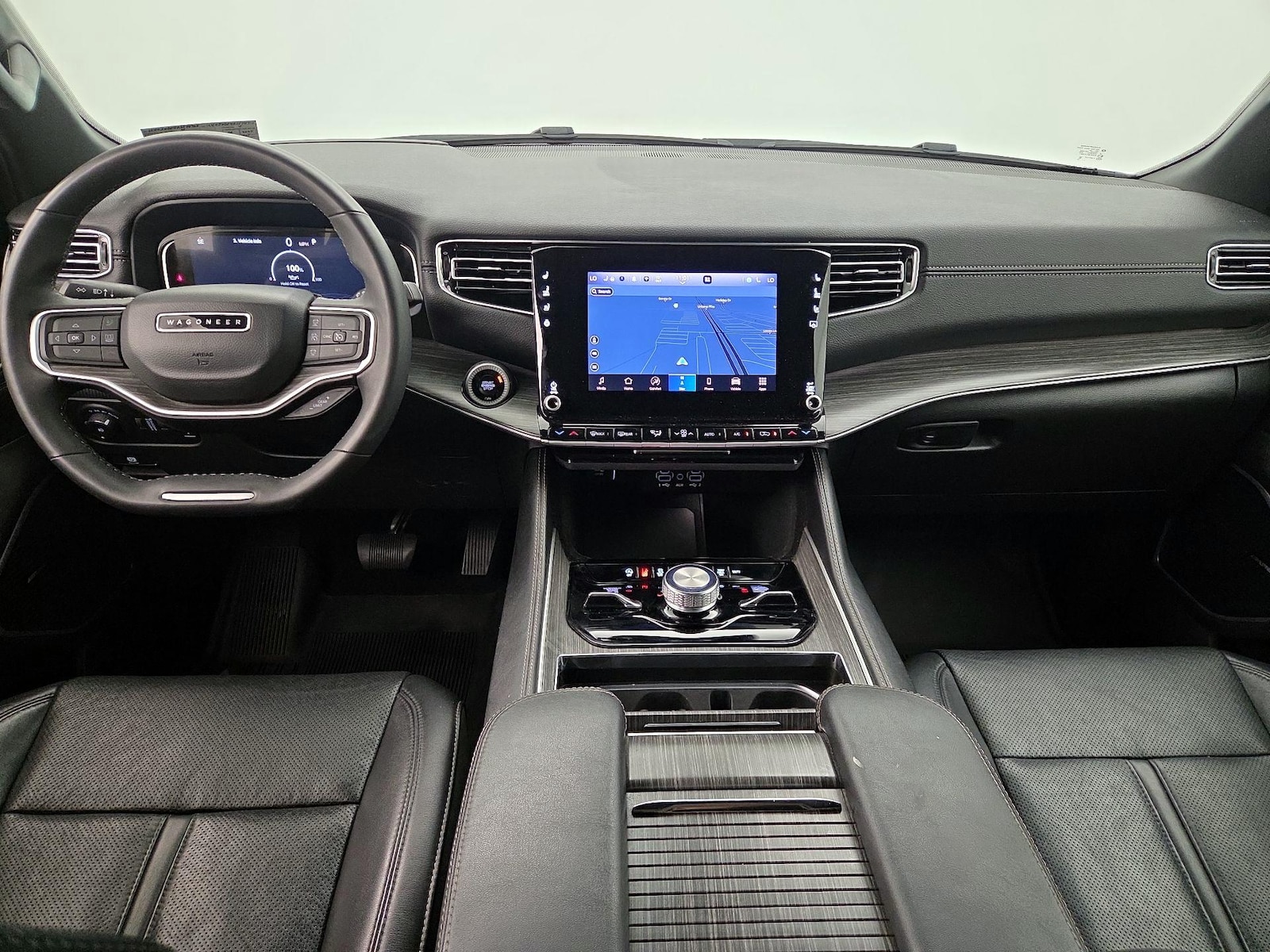2024 Jeep Wagoneer Series III - Photo 10