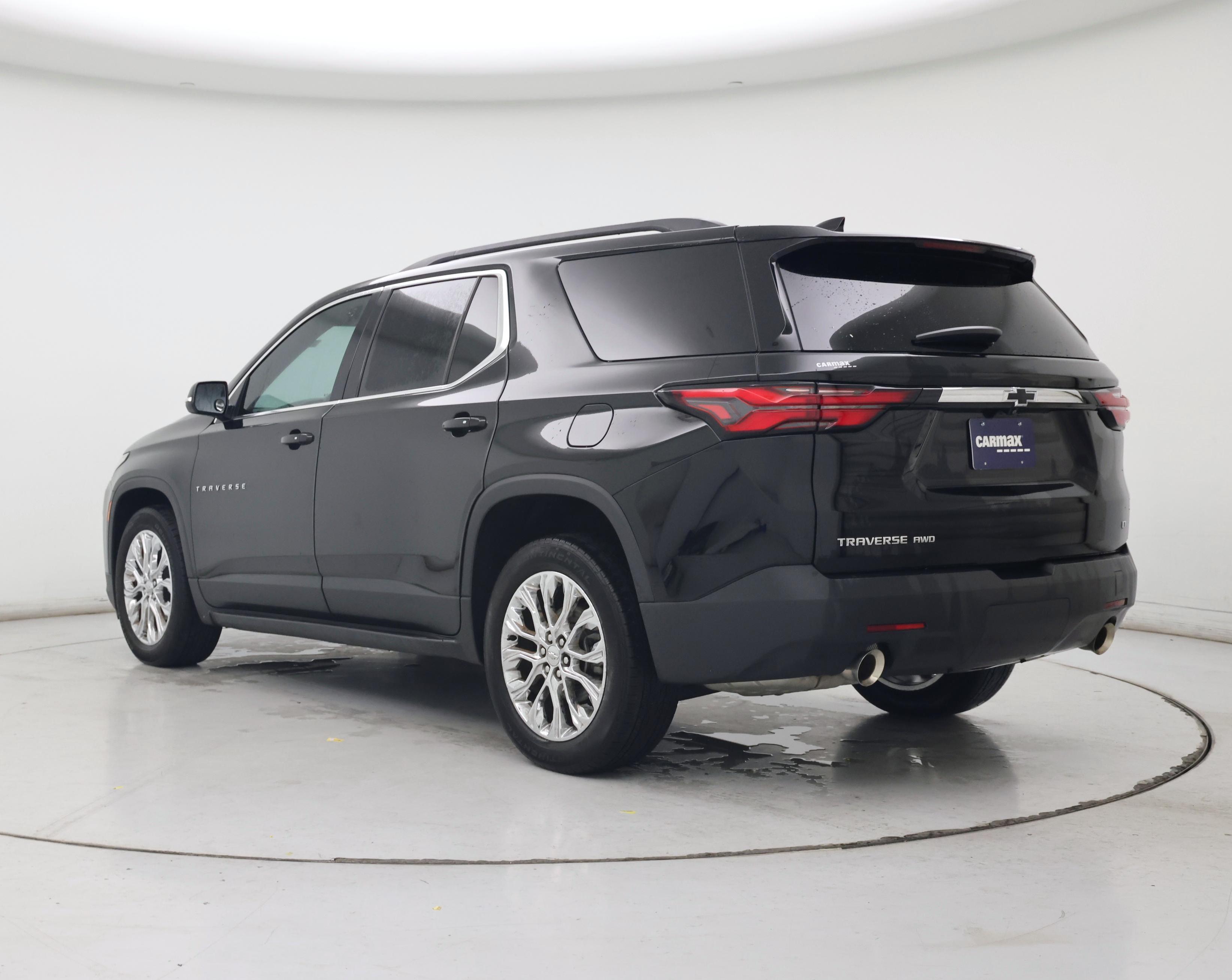 Thumbnail: 2023 Chevrolet Traverse - 2