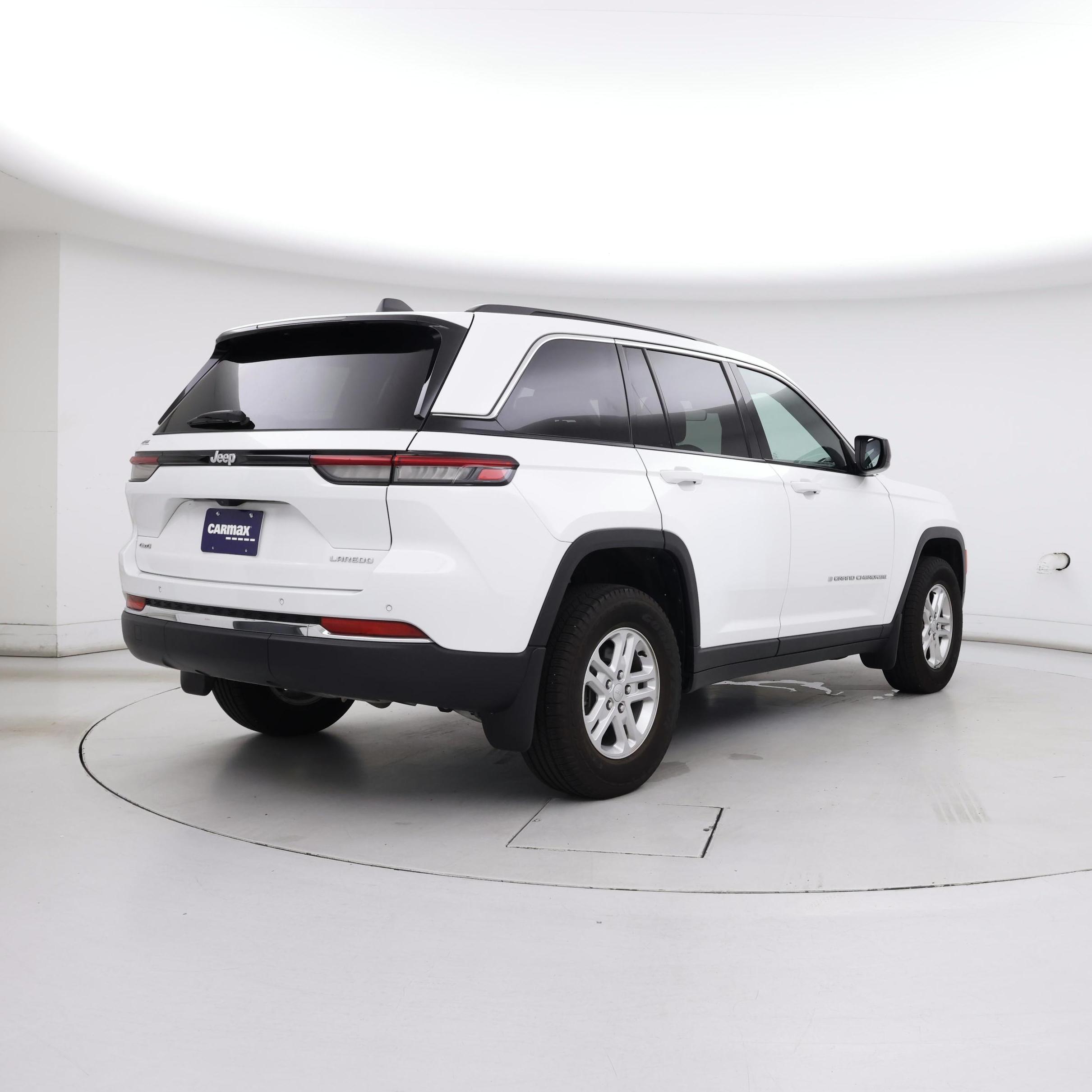 Thumbnail: 2025 Jeep Grand Cherokee - 8