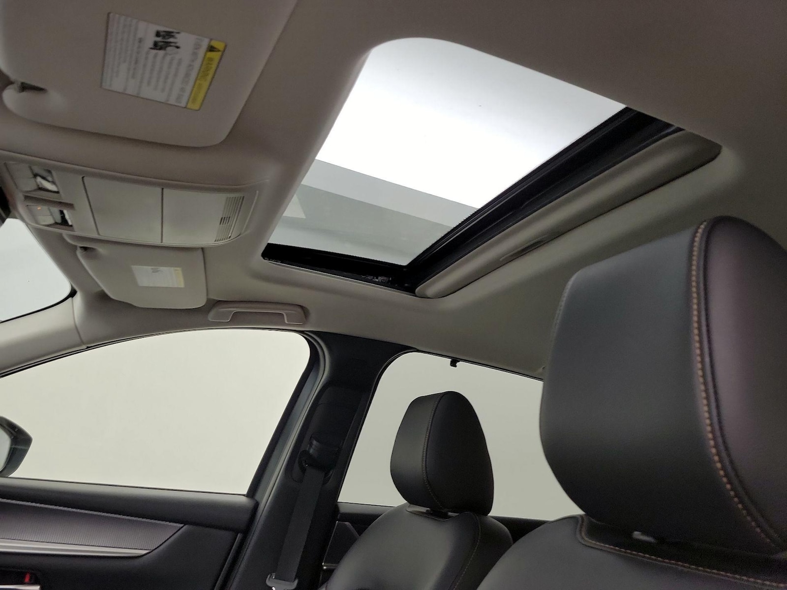 Sunroof(s) & Overhead Airbags